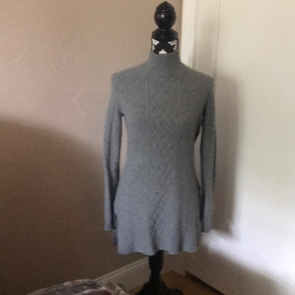 Beautiful tunic knit sweater